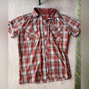 Like New KUHL Eluxor Men’s Outdoor Short Sleeve Plaid Pearl Snap Shirt M